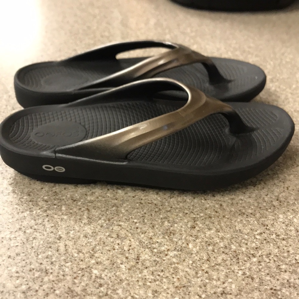 Women’s OOFOS Sandals